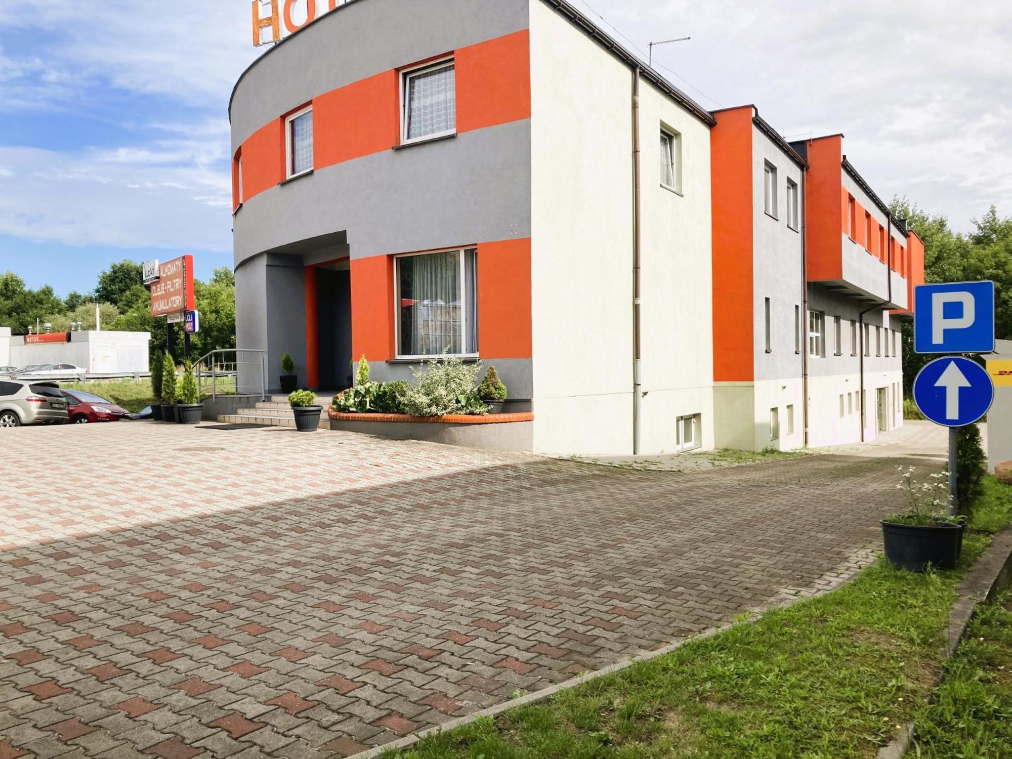 Hotel Ava Gliwice Extérieur photo