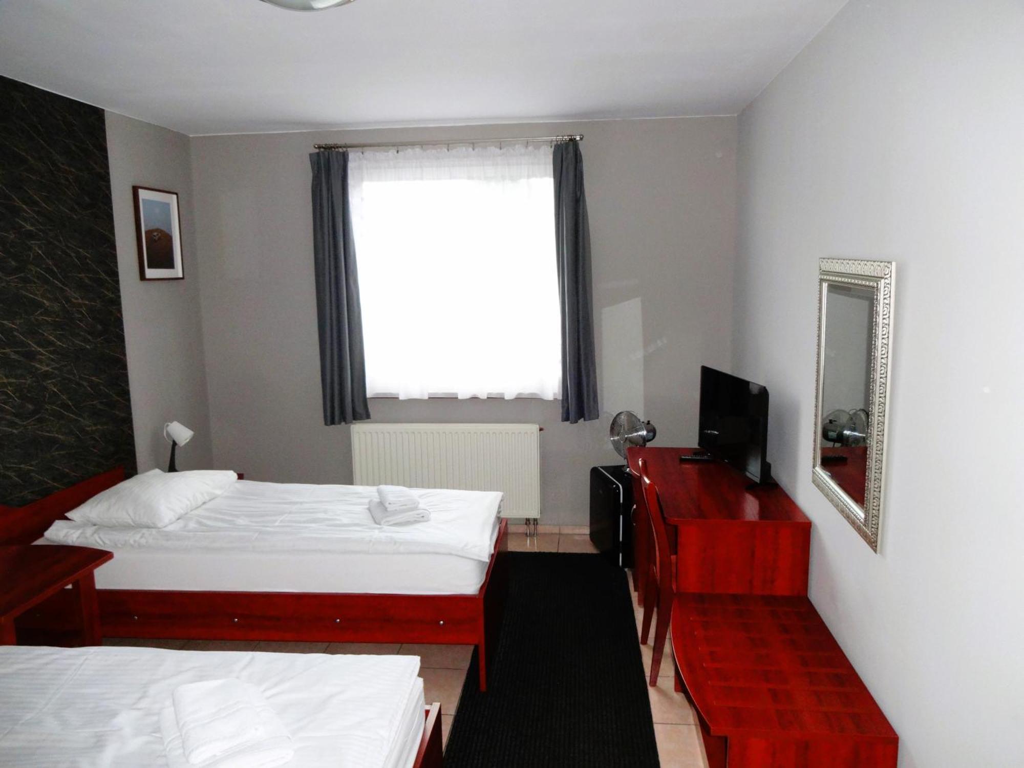 Hotel Ava Gliwice Extérieur photo